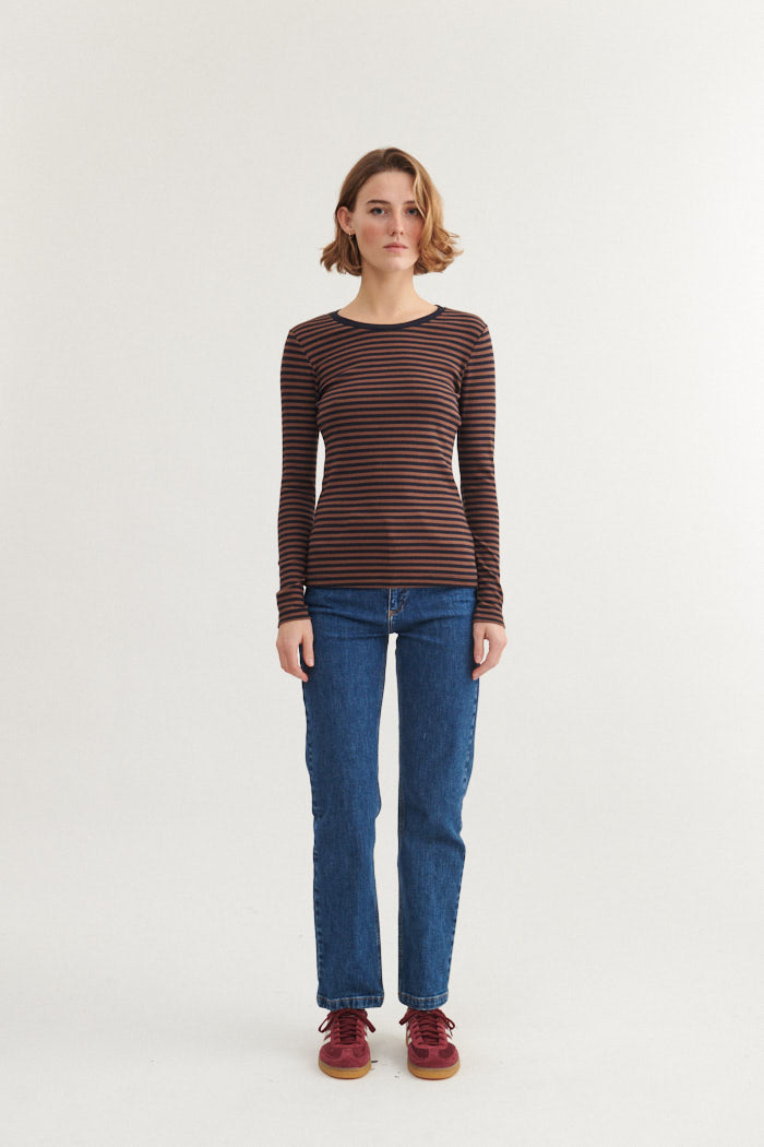 Ludmilla Tee - Carafe / Black