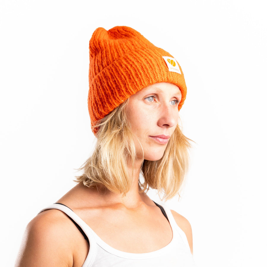 Koralrød / orange Sky Beanie fra Coffee Beanies
