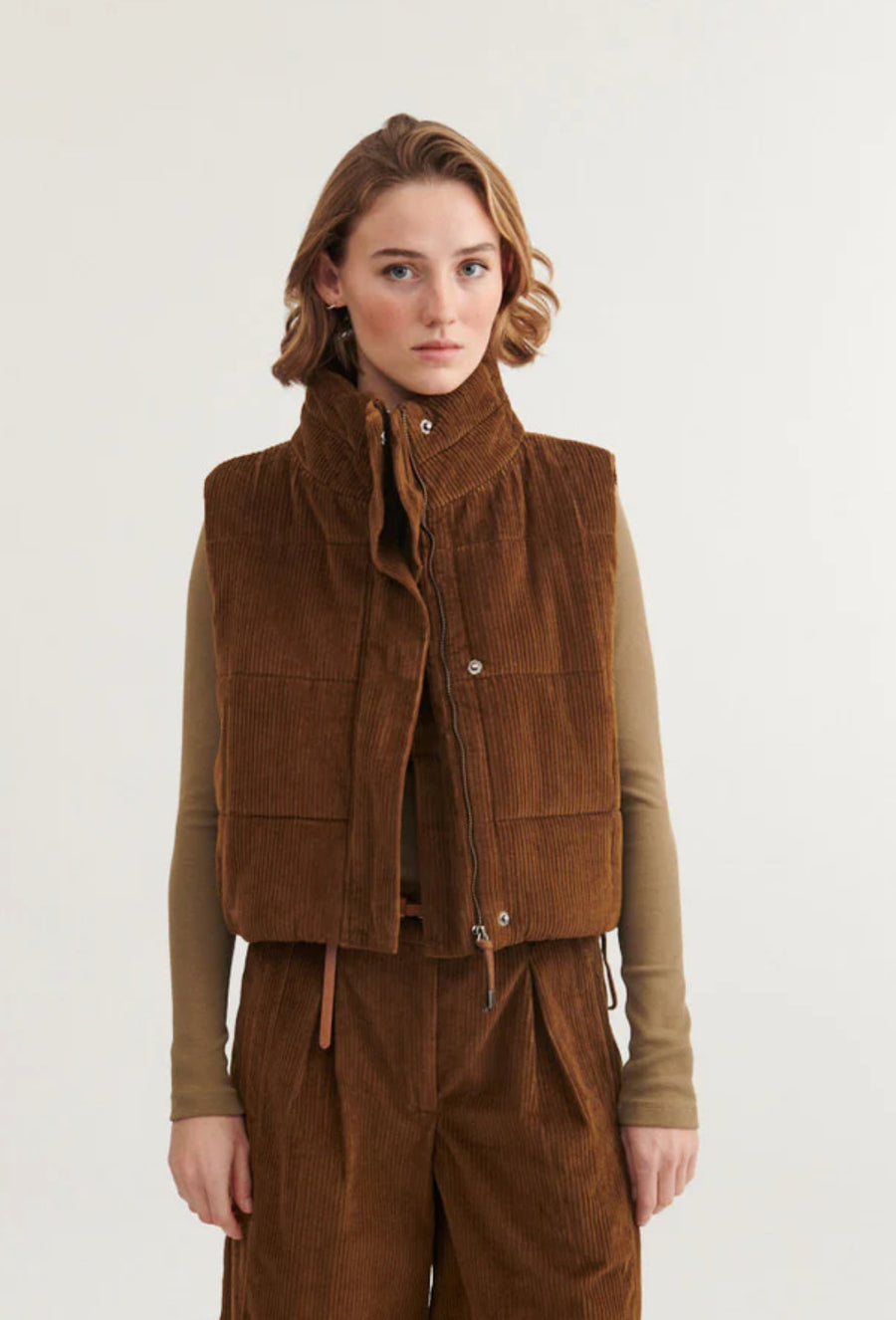 Isa Vest