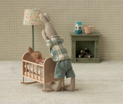 Hare størrelse 1, Klassisk - Bluse og shorts