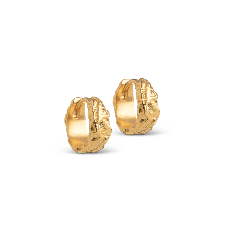 Enamel Hoops, Nela