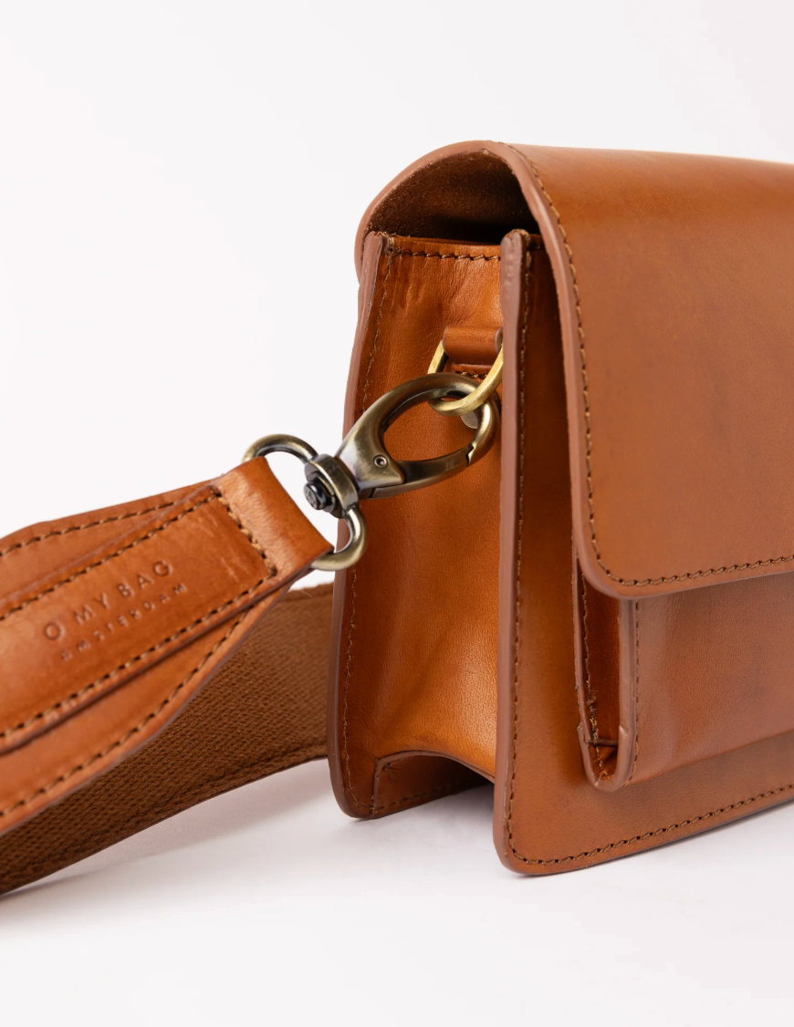 Harper Mini Classic Leather Cognac