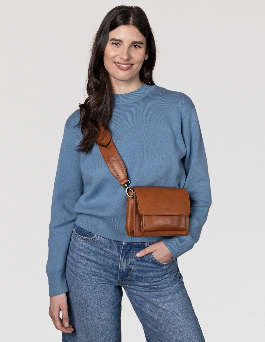 Harper Mini Classic Leather Cognac