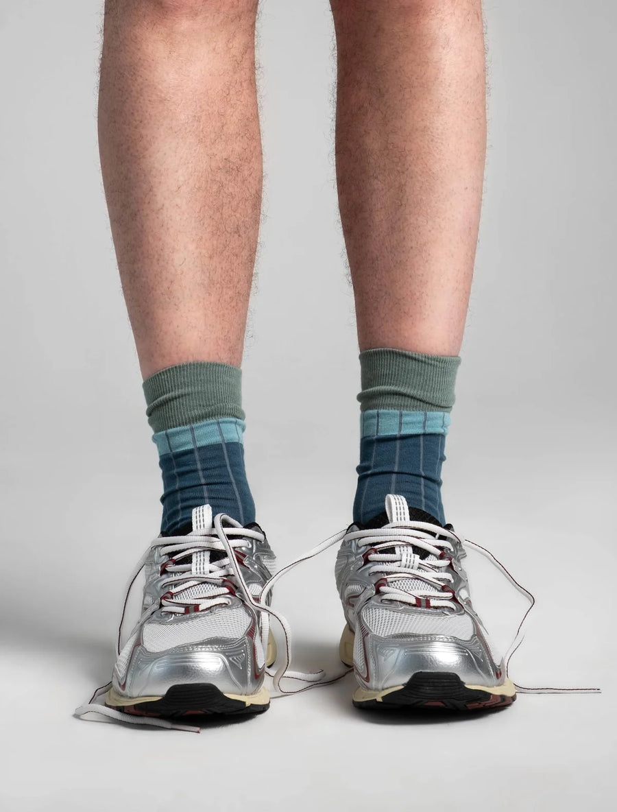 VARNA FLOW Socks - Liquid Path