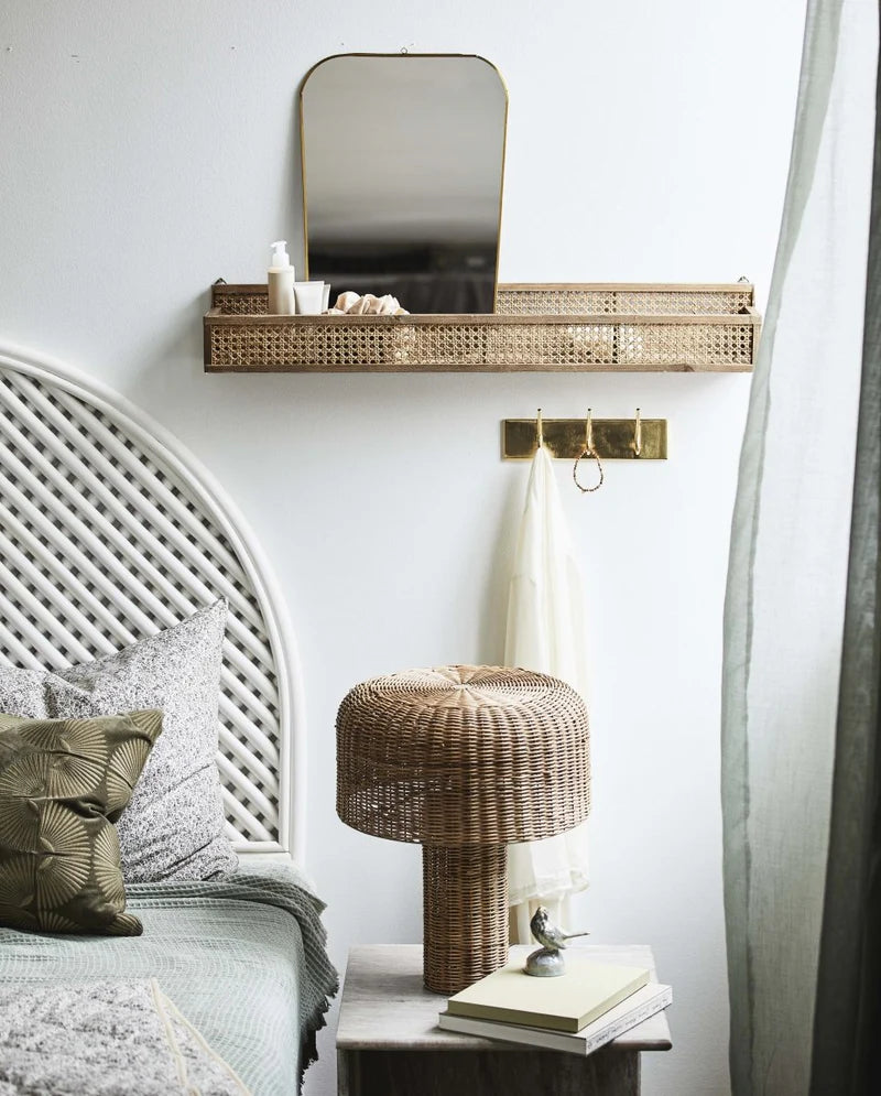 SHELFI hylde i rattan med flet
